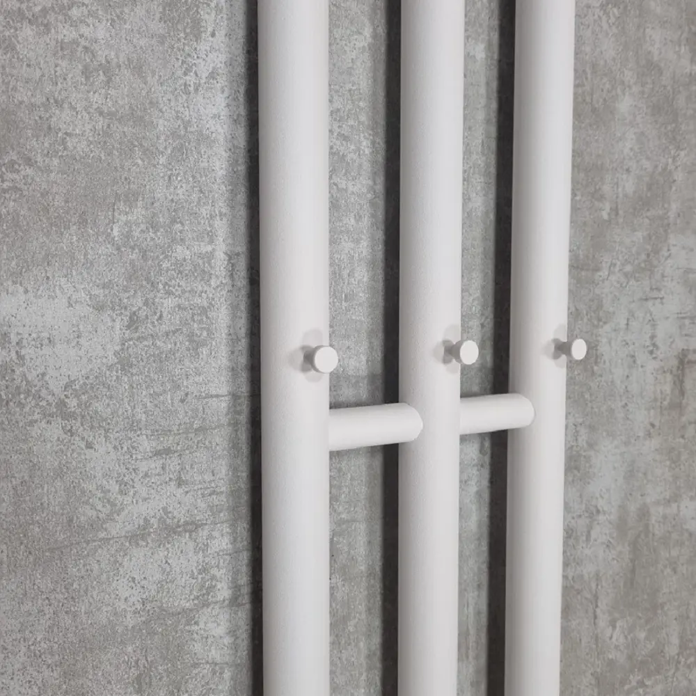 Фото 7 Полотенцесушитель электрический Laris Тея ЧК П3 правый 190x1200 мм 122 Вт с терморегулятором I-образный цвет белый муар Фото 7 Полотенцесушитель электрический Laris Тея ЧК П3 правый 190x1200 мм 122 Вт с терморегулятором I-образный цвет белый муар