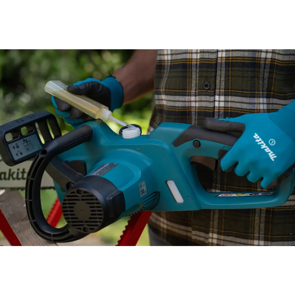 Фото 5 Электропила Makita UC4041A 1800 Вт шина 40 см Фото 5 Электропила Makita UC4041A 1800 Вт шина 40 см
