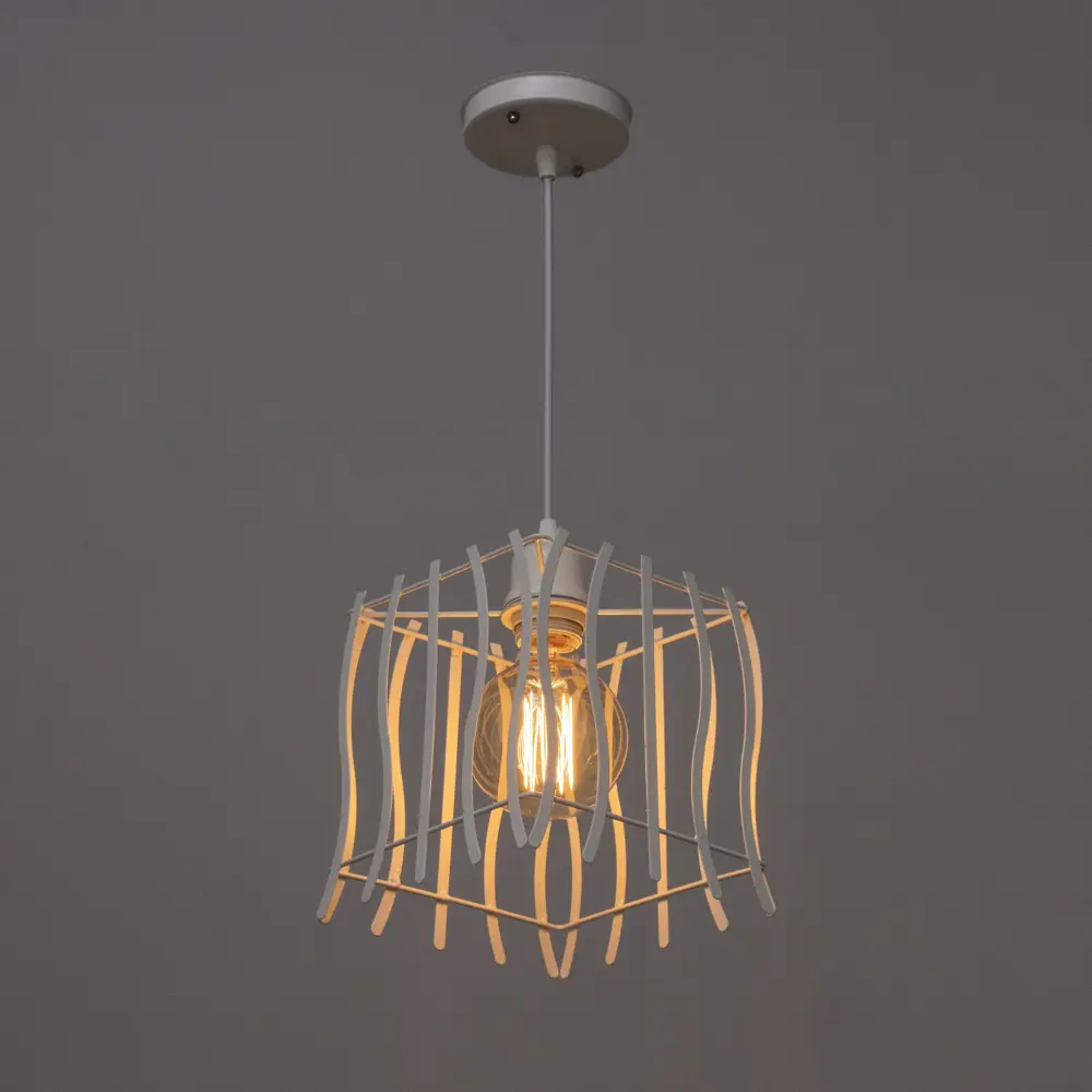 Фото 3 Светильник подвесной Bayerlux 10353744 1 лампа 2 м² цвет белый Фото 3 Светильник подвесной Bayerlux 10353744 1 лампа 2 м² цвет белый