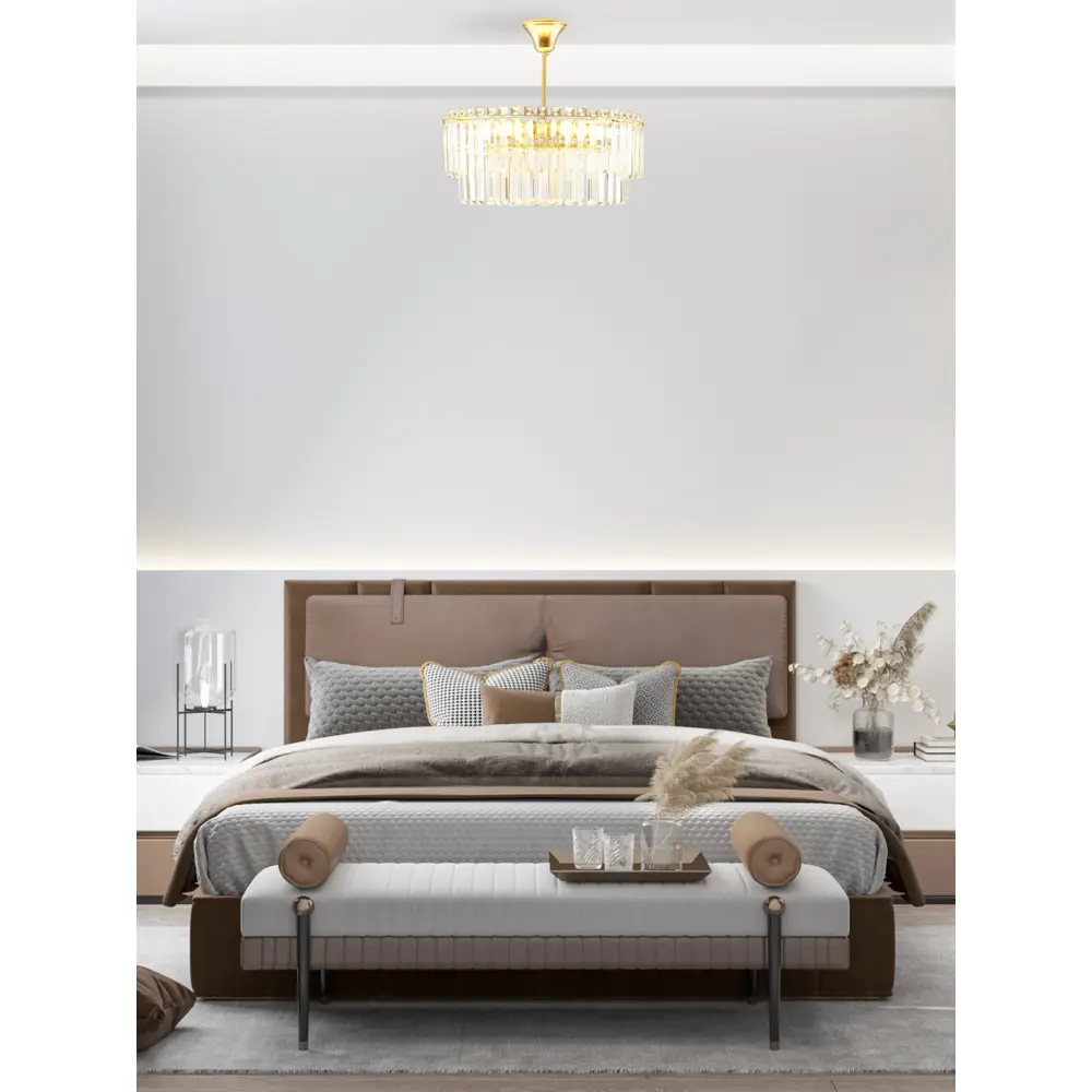 Фото 3 Люстра подвесная светодиодная Moderli Levi crystal V10741-6p 15 м² нейтральный белый свет цвет золотой Фото 3 Люстра подвесная светодиодная Moderli Levi crystal V10741-6p 15 м² нейтральный белый свет цвет золотой