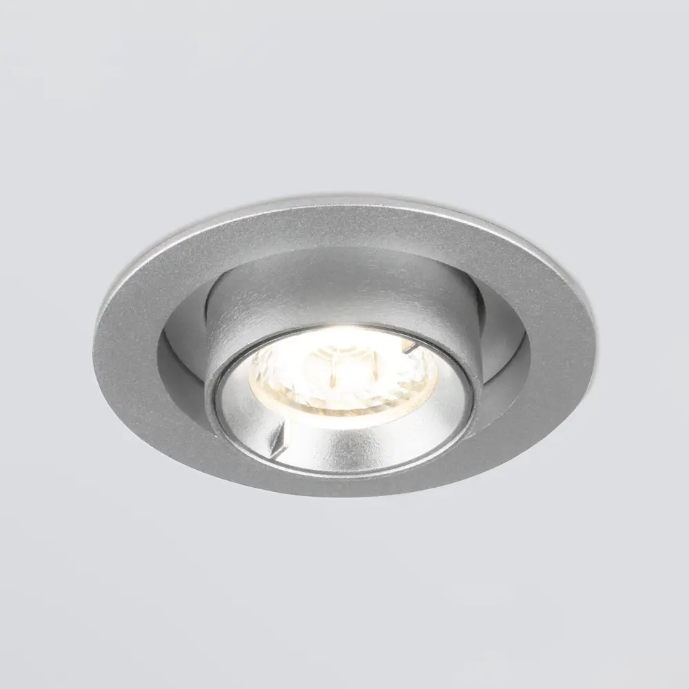Фото 3 Встраиваемый светильник Elektrostandard 9917 LED 10W 4200K серебро Фото 3 Встраиваемый светильник Elektrostandard 9917 LED 10W 4200K серебро