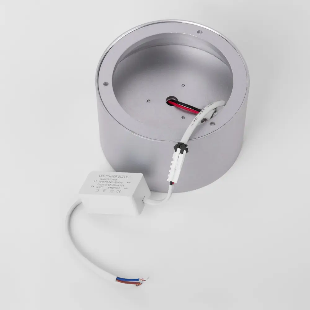 Фото 5 Светильник точечный светодиодный накладной Elektrostandard 25123/LED Banti a058848 нейтральный белый свет цвет серебряный Фото 5 Светильник точечный светодиодный накладной Elektrostandard 25123/LED Banti a058848 нейтральный белый свет цвет серебряный