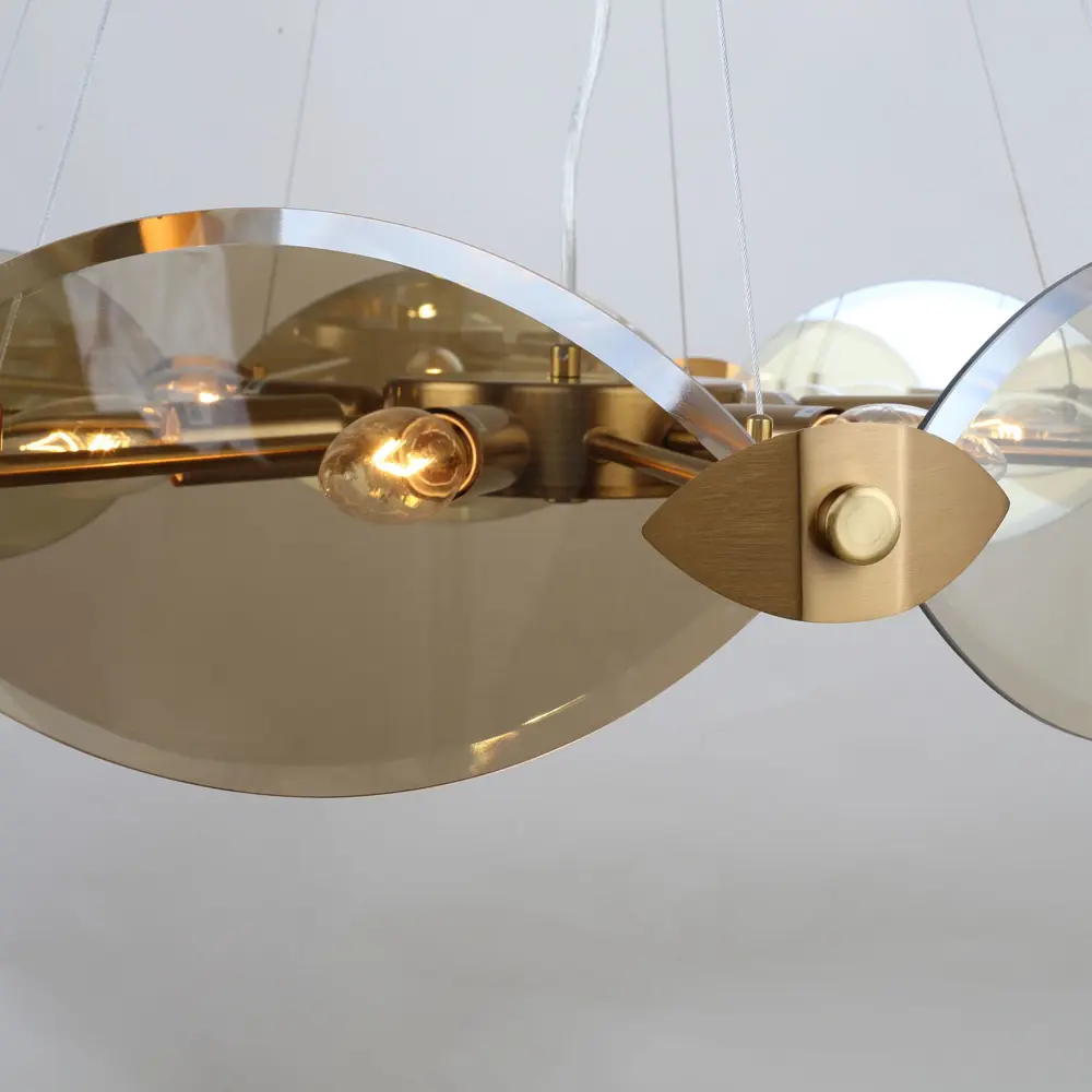 Фото 4 Люстра подвесная Favourite Ovate 6055-7p 7 ламп 17 м² цвет латунь Фото 4 Люстра подвесная Favourite Ovate 6055-7p 7 ламп 17 м² цвет латунь