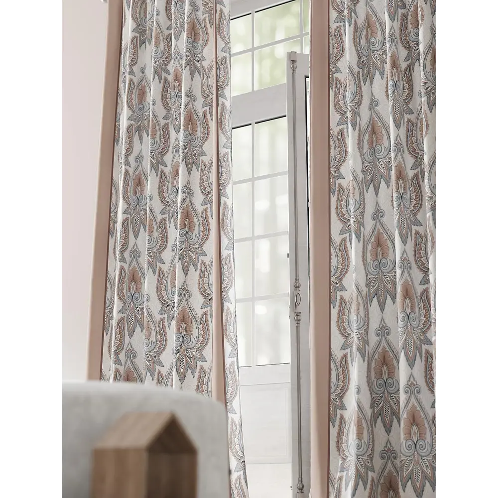 Фото 3 Комплект штор на шторной ленте Comfy Way Ланемирант 150x230 см цвет белый Фото 3 Комплект штор на шторной ленте Comfy Way Ланемирант 150x230 см цвет белый