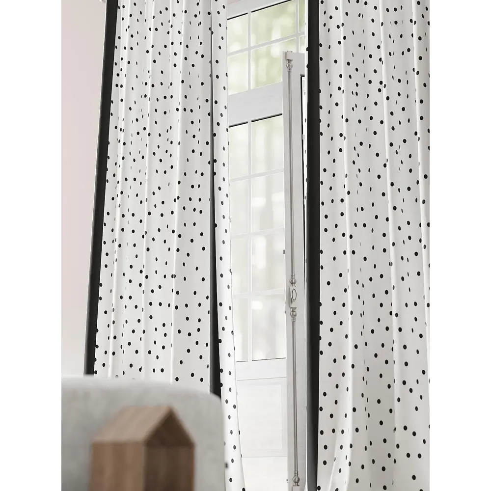 Фото 3 Комплект штор на шторной ленте Comfy Way Шолникер 150x230 см цвет белый Фото 3 Комплект штор на шторной ленте Comfy Way Шолникер 150x230 см цвет белый
