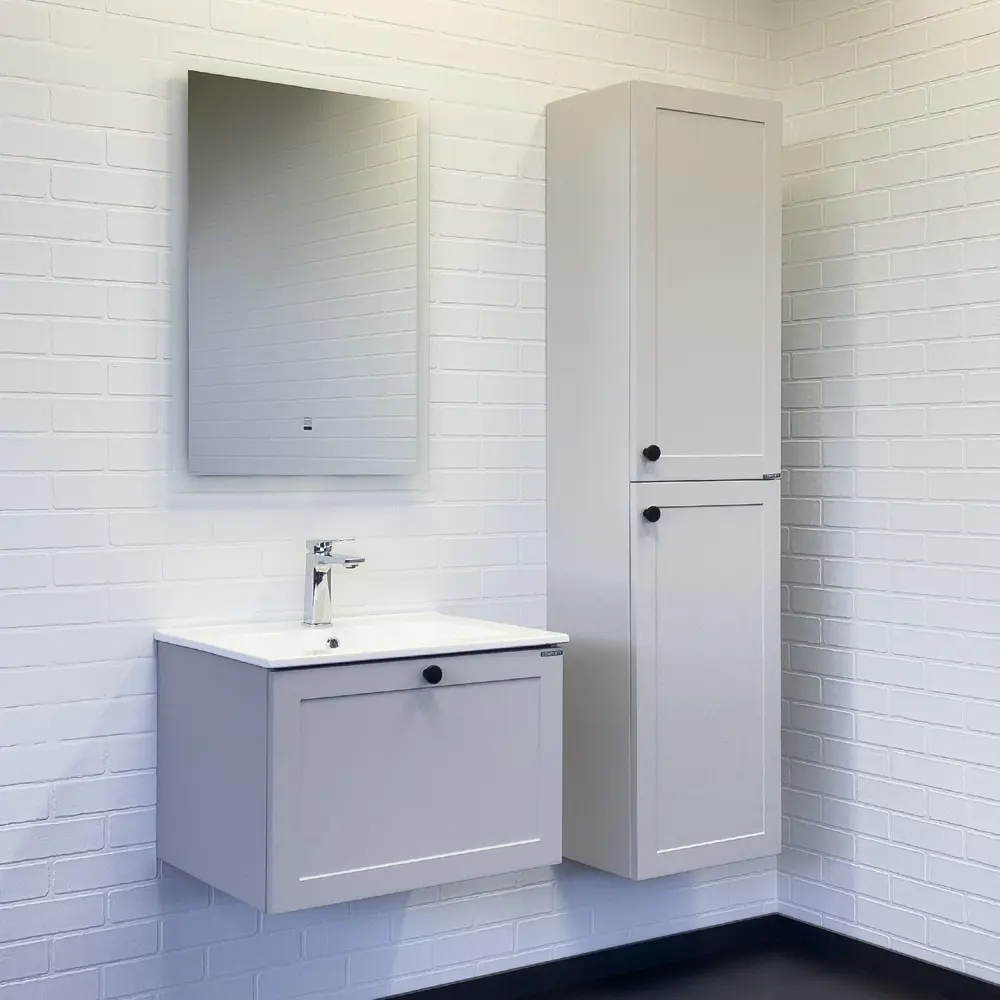 Фото 2 Зеркало для ванной Comforty Эдельвейс 00-00014160 с подсветкой 55x80см Фото 2 Зеркало для ванной Comforty Эдельвейс 00-00014160 с подсветкой 55x80см