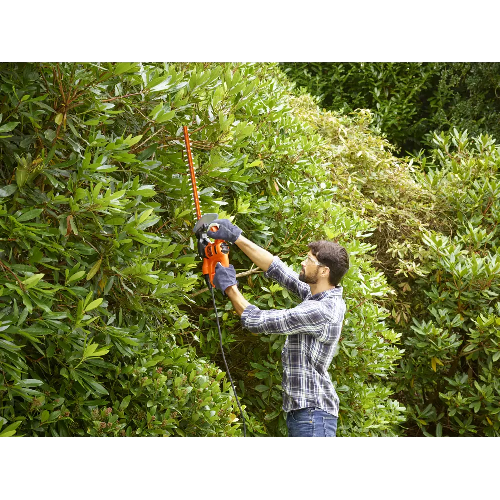 Фото 4 Кусторез электрический Black&Decker BEHT201 420 Вт Фото 4 Кусторез электрический Black&Decker BEHT201 420 Вт