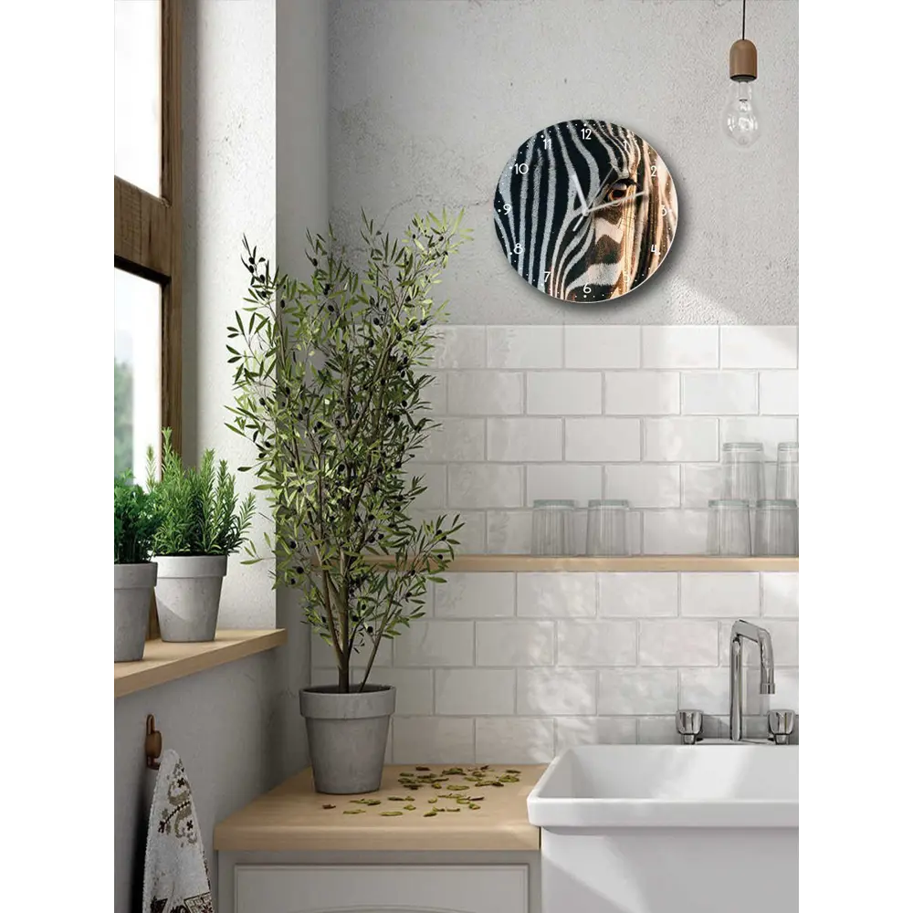 Фото Настенные часы круглые 27 см Бруталити животные зебра - 3066 цвет черный Фото Настенные часы круглые 27 см Бруталити животные зебра - 3066 цвет черный