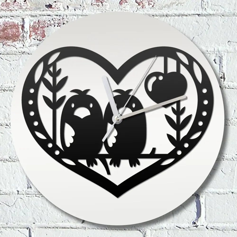 Фото Настенные часы круглые 31 см Бруталити сердечко птицы любовь - 391 цвет черный