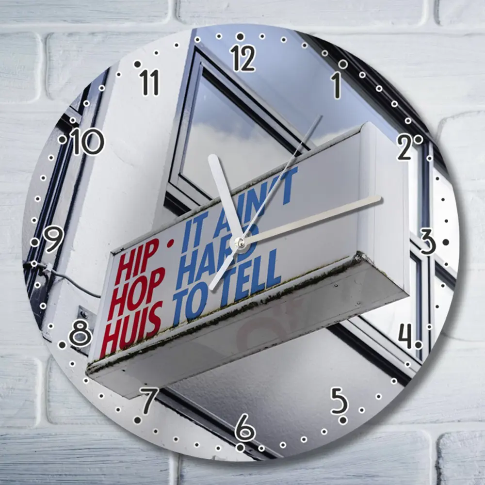 Фото Настенные часы круглые 27 см Бруталити музыка - 2015 цвет черный