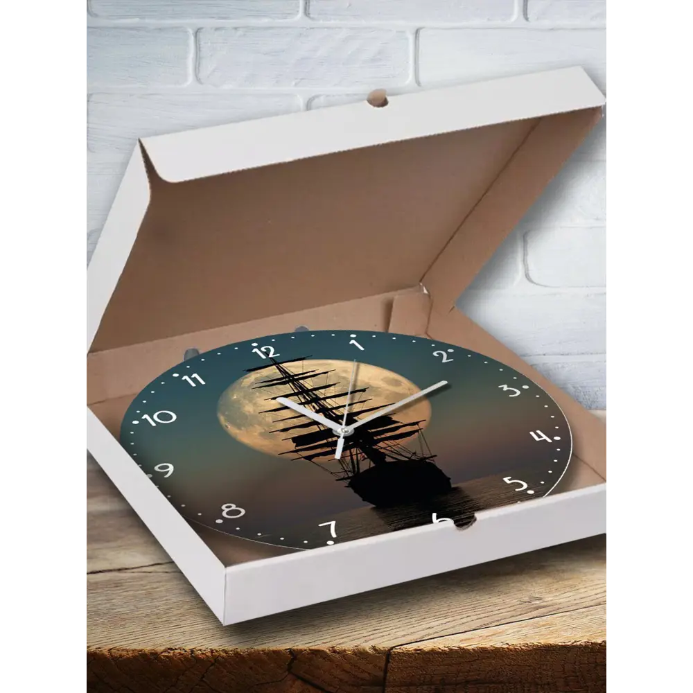 Фото Настенные часы круглые 27 см Бруталити пейзаж море корабль луна - 3176 цвет черный Фото Настенные часы круглые 27 см Бруталити пейзаж море корабль луна - 3176 цвет черный