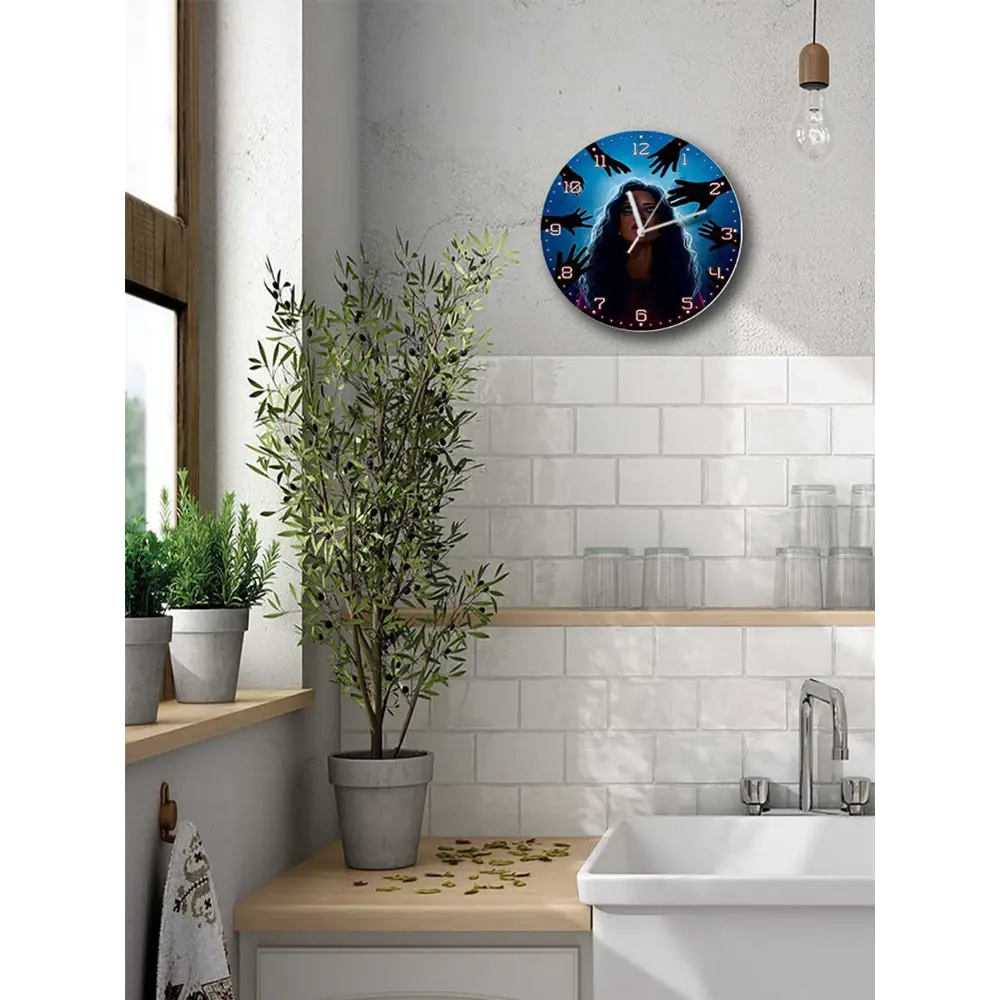 Фото 5 Настенные часы круглые 27 см Бруталити сериалы Euphoria - 3918 цвет черный