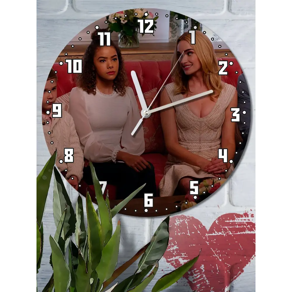 Фото 6 Настенные часы круглые 27 см Бруталити сериалы Ginny & Georgia - 3977 цвет черный Фото 6 Настенные часы круглые 27 см Бруталити сериалы Ginny & Georgia - 3977 цвет черный