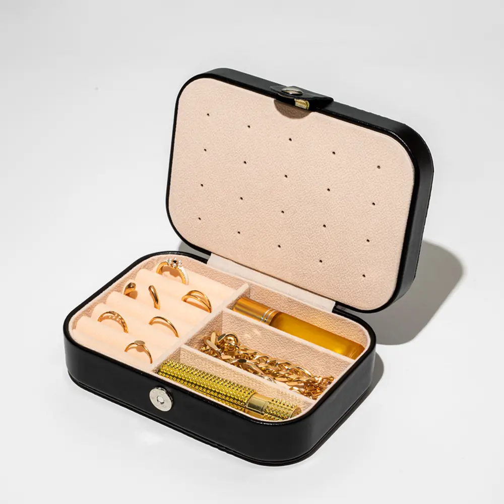 Фото 2 Декоративная шкатулка Clox JH9303-BK 16x5.50 см цвет черный Фото 2 Декоративная шкатулка Clox JH9303-BK 16x5.50 см цвет черный