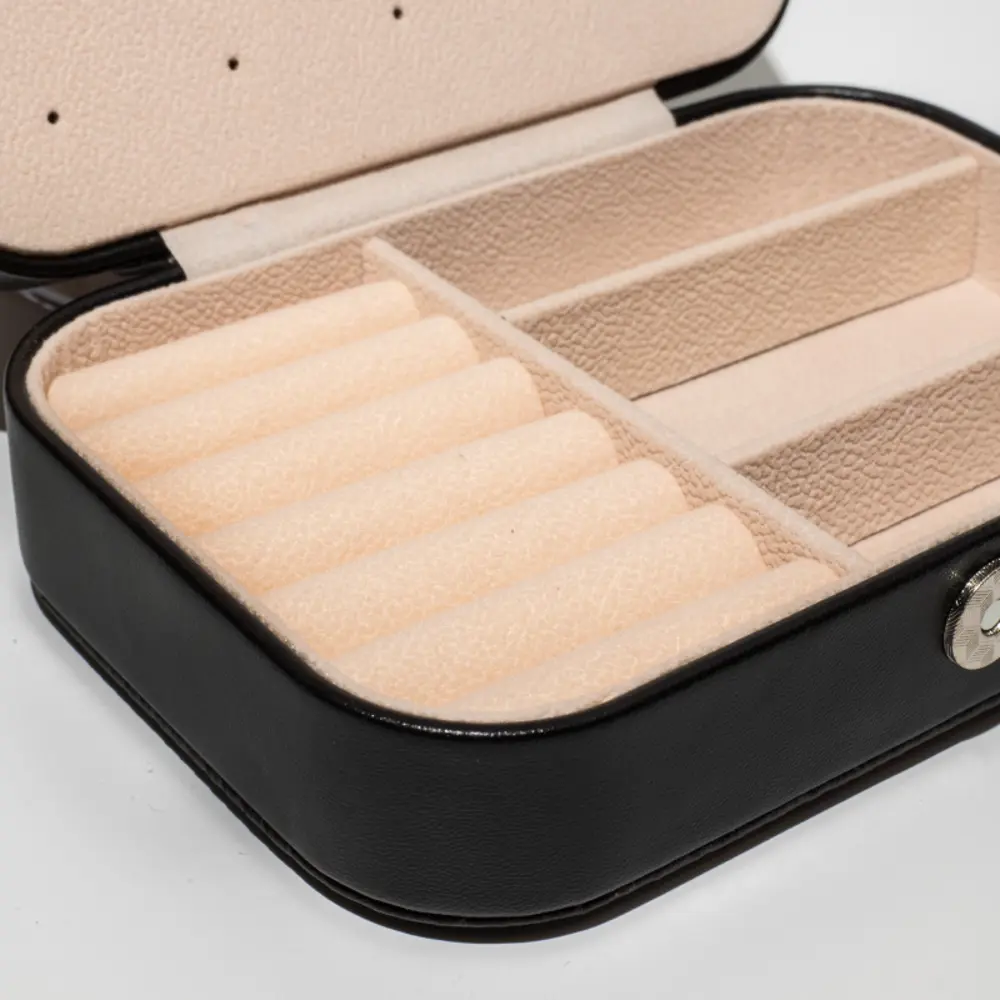 Фото 8 Декоративная шкатулка Clox JH9303-BK 16x5.50 см цвет черный Фото 8 Декоративная шкатулка Clox JH9303-BK 16x5.50 см цвет черный