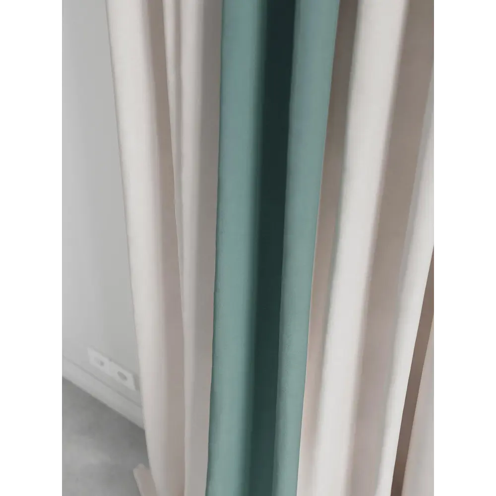 Фото 4 Комплект штор на ленте At Home Нобиус сатин 180x280 см цвет бирюзовый/зеленый AA213554-280 Фото 4 Комплект штор на ленте At Home Нобиус сатин 180x280 см цвет бирюзовый/зеленый AA213554-280