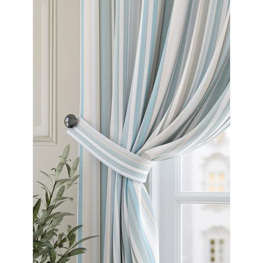 Фото 2 Комплект штор на ленте Helga Линтента 150x180 см габардин цвет белый/бежевый/зеленый HH925290 Фото 2 Комплект штор на ленте Helga Линтента 150x180 см габардин цвет белый/бежевый/зеленый HH925290