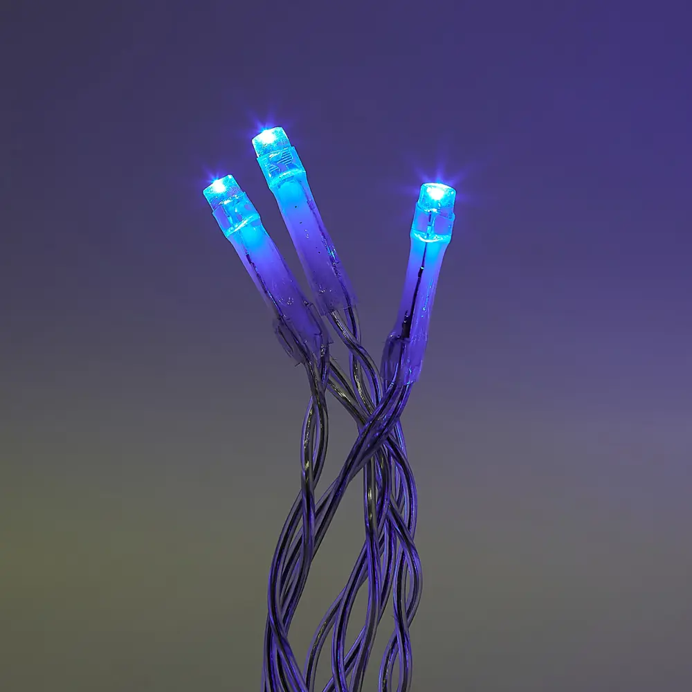 Фото 4 Электрогирлянда наружная Uniel Бахрома 6 м 80 ламп голубой цвет света 1 режим Фото 4 Электрогирлянда наружная Uniel Бахрома 6 м 80 ламп голубой цвет света 1 режим