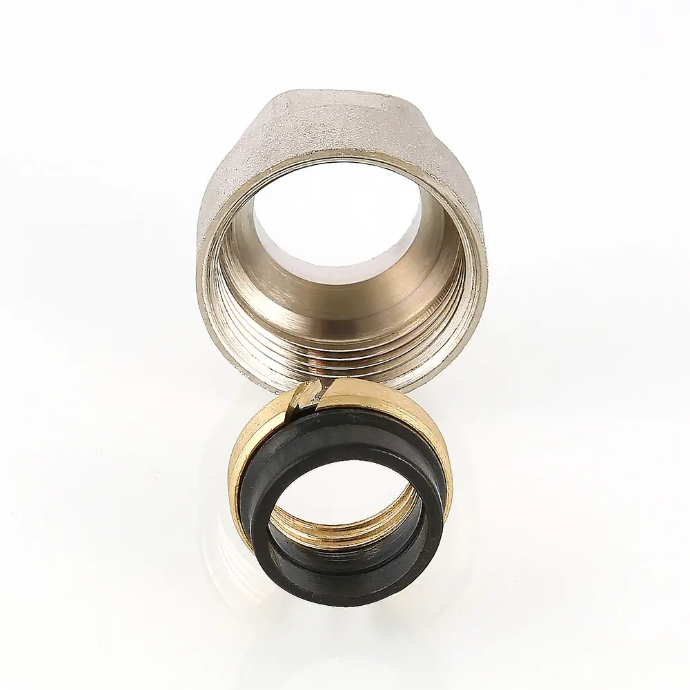 Фото 3 Евроконус Valtec 15x3/4" мм ВР латунь VT.4430.NE.15 Фото 3 Евроконус Valtec 15x3/4" мм ВР латунь VT.4430.NE.15