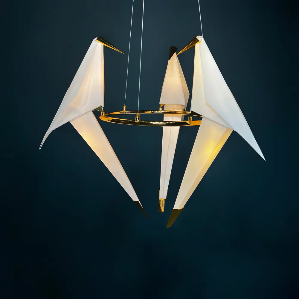 Фото Люстра потолочная IMPERIUMLOFT 75246-22 Origami Bird 3 лампы 9 м² цвет золото Фото Люстра потолочная IMPERIUMLOFT 75246-22 Origami Bird 3 лампы 9 м² цвет золото
