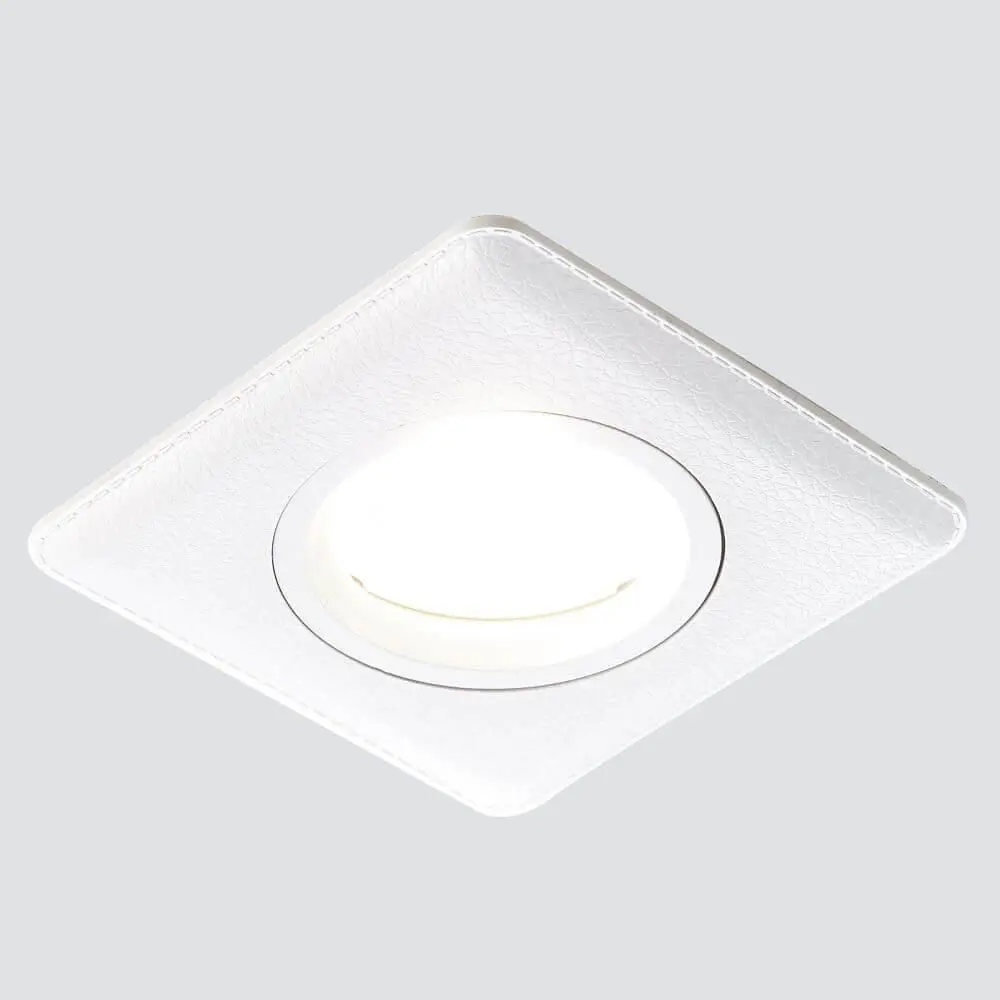 Фото 2 Светильник точечный встраиваемый AMBRELLA LIGHT P2350 SL под отверстие 60 мм 3.33 м² цвет серебряный Фото 2 Светильник точечный встраиваемый AMBRELLA LIGHT P2350 SL под отверстие 60 мм 3.33 м² цвет серебряный