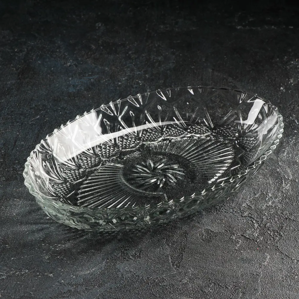 Фото Тарелка Kaveh Larous 28x28 см стекло цвет прозрачный Фото Тарелка Kaveh Larous 28x28 см стекло цвет прозрачный