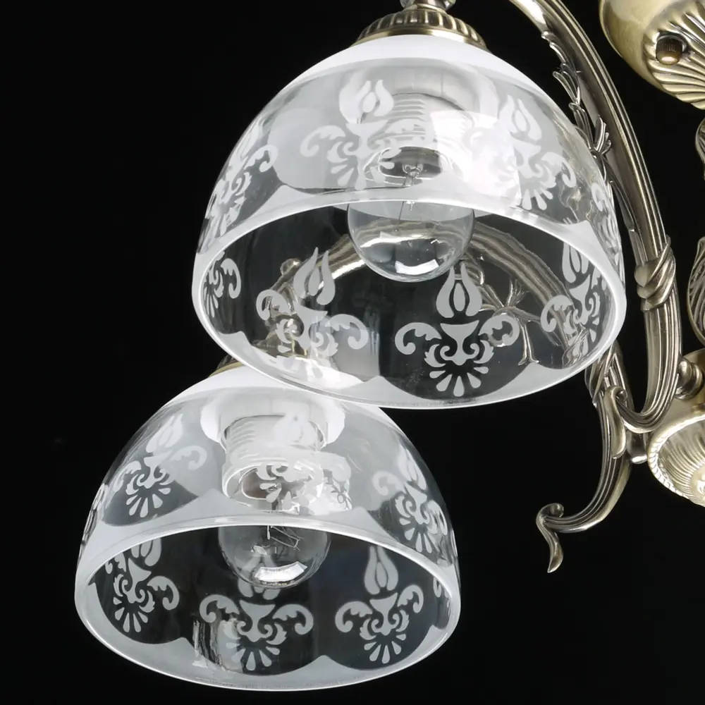 Фото 5 Светильник потолочный MW 481015008 Аманда 8 ламп 16 м² цвет латунь Фото 5 Светильник потолочный MW 481015008 Аманда 8 ламп 16 м² цвет латунь