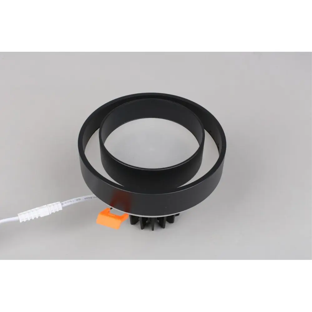 Фото 3 Светильник точечный встраиваемый светодиодный Omnilux Oml-151-912301 2 м² цвет черный Фото 3 Светильник точечный встраиваемый светодиодный Omnilux Oml-151-912301 2 м² цвет черный