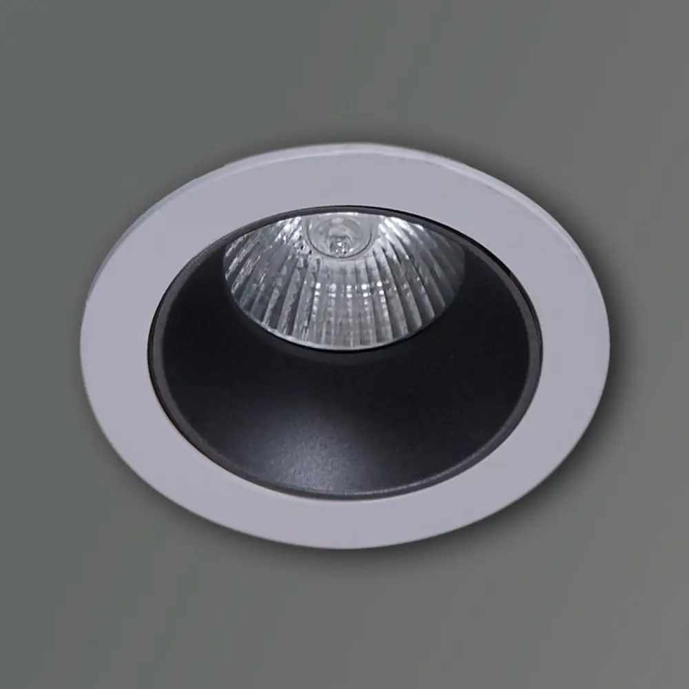 Фото Светильник точечный встраиваемый Reluce 16085-9.0-001pt mr16 wt+ dark gr 2.917 м² под отверстие цвет белый Фото Светильник точечный встраиваемый Reluce 16085-9.0-001pt mr16 wt+ dark gr 2.917 м² под отверстие цвет белый