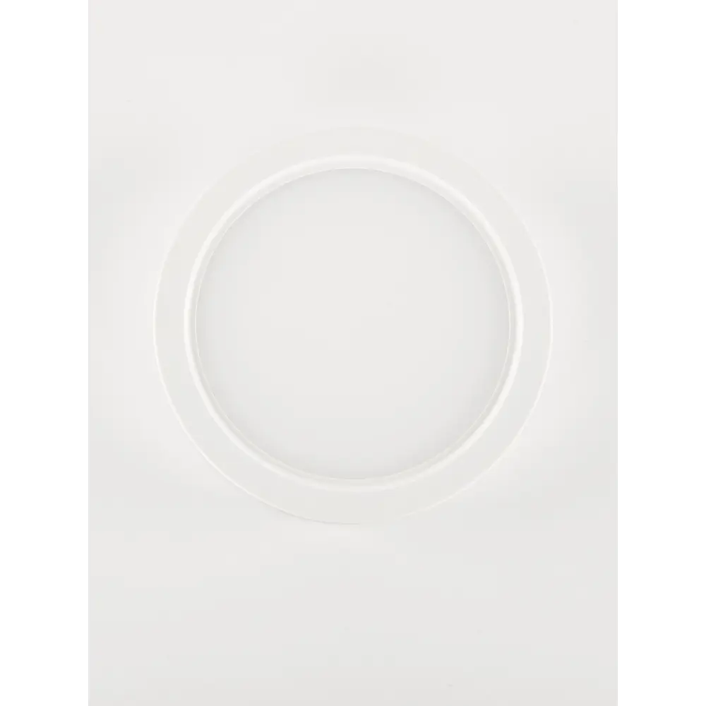 Фото 7 Светильник точечный светодиодный накладной APL LED 3322.LDY6004M/6W/4K нейтральный белый свет цвет белый Фото 7 Светильник точечный светодиодный накладной APL LED 3322.LDY6004M/6W/4K нейтральный белый свет цвет белый