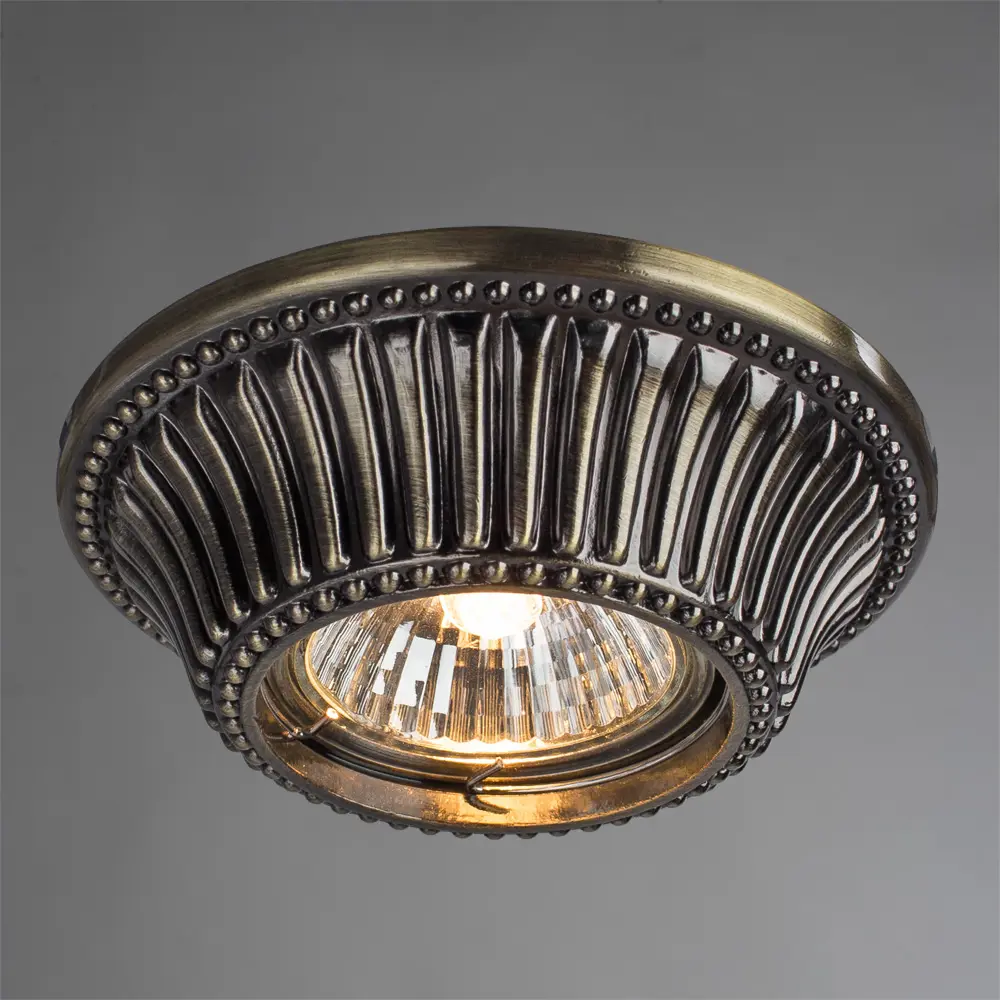 Фото 2 Светильник точечный встраиваемый ARTE LAMP A5298PL-1AB ARENA 1 м² цвет бронза Фото 2 Светильник точечный встраиваемый ARTE LAMP A5298PL-1AB ARENA 1 м² цвет бронза