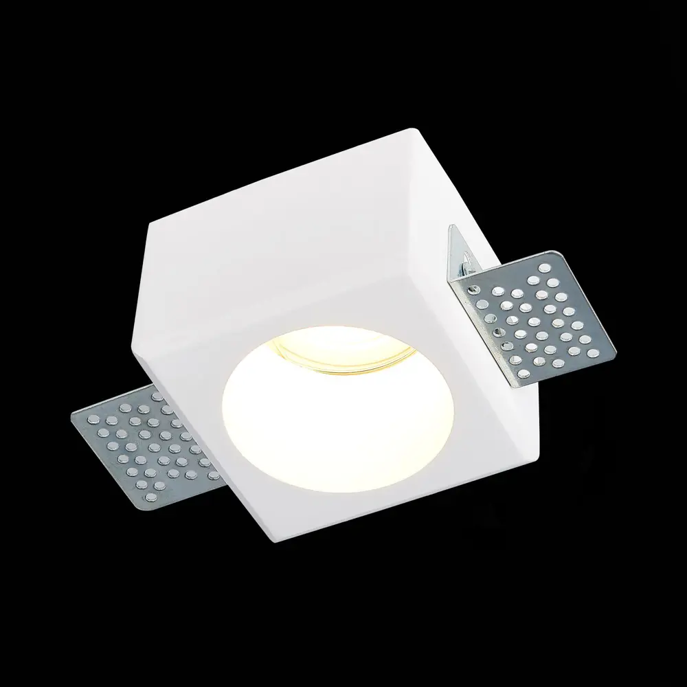 Фото 8 Светильник точечный встраиваемый ST LUCE ST252.508.01 ST252–254 GYPSUM под отверстие 80 мм 3 м² цвет белый Фото 8 Светильник точечный встраиваемый ST LUCE ST252.508.01 ST252–254 GYPSUM под отверстие 80 мм 3 м² цвет белый