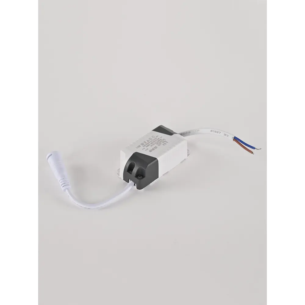 Фото 6 Светильник точечный светодиодный встраиваемый APL LED 3322.FAR222R/10W/4K нейтральный белый свет цвет белый Фото 6 Светильник точечный светодиодный встраиваемый APL LED 3322.FAR222R/10W/4K нейтральный белый свет цвет белый