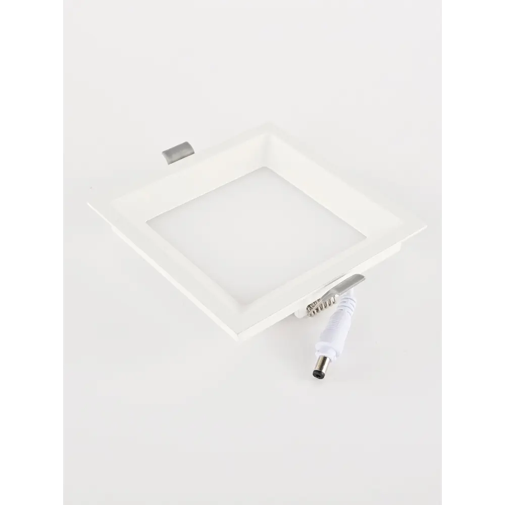 Фото 9 Светильник точечный светодиодный встраиваемый APL LED 3322.LDF9016/9W/6K нейтральный белый свет цвет белый Фото 9 Светильник точечный светодиодный встраиваемый APL LED 3322.LDF9016/9W/6K нейтральный белый свет цвет белый