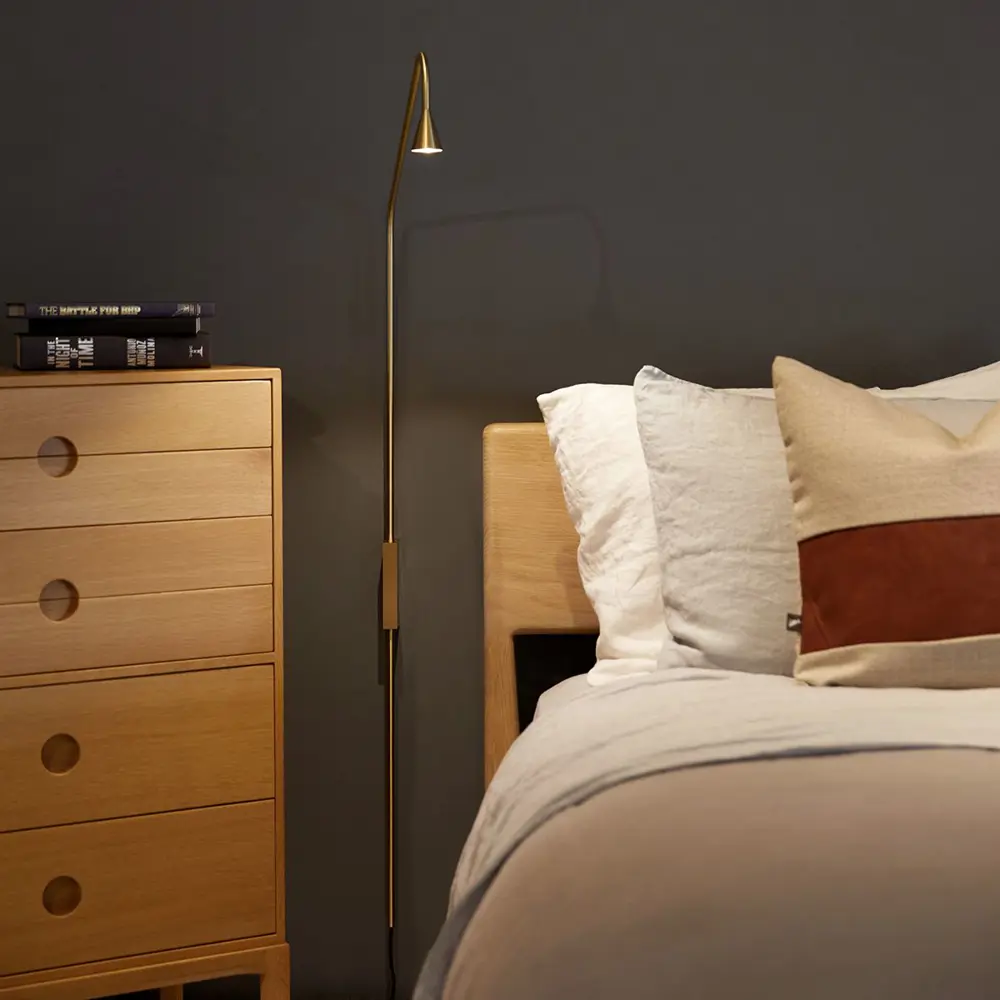Фото 2 Настенный светильник IMPERIUMLOFT 167366-26 Arend цвет золото Фото 2 Настенный светильник IMPERIUMLOFT 167366-26 Arend цвет золото