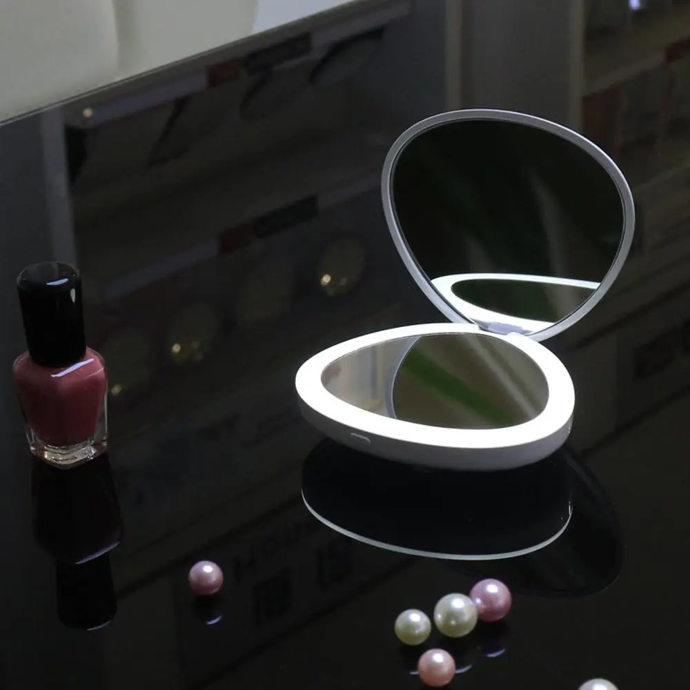 Фото 5 Зеркало косметическое двойное Camelion M147-SL C01 складное со светодиодной подсветкой