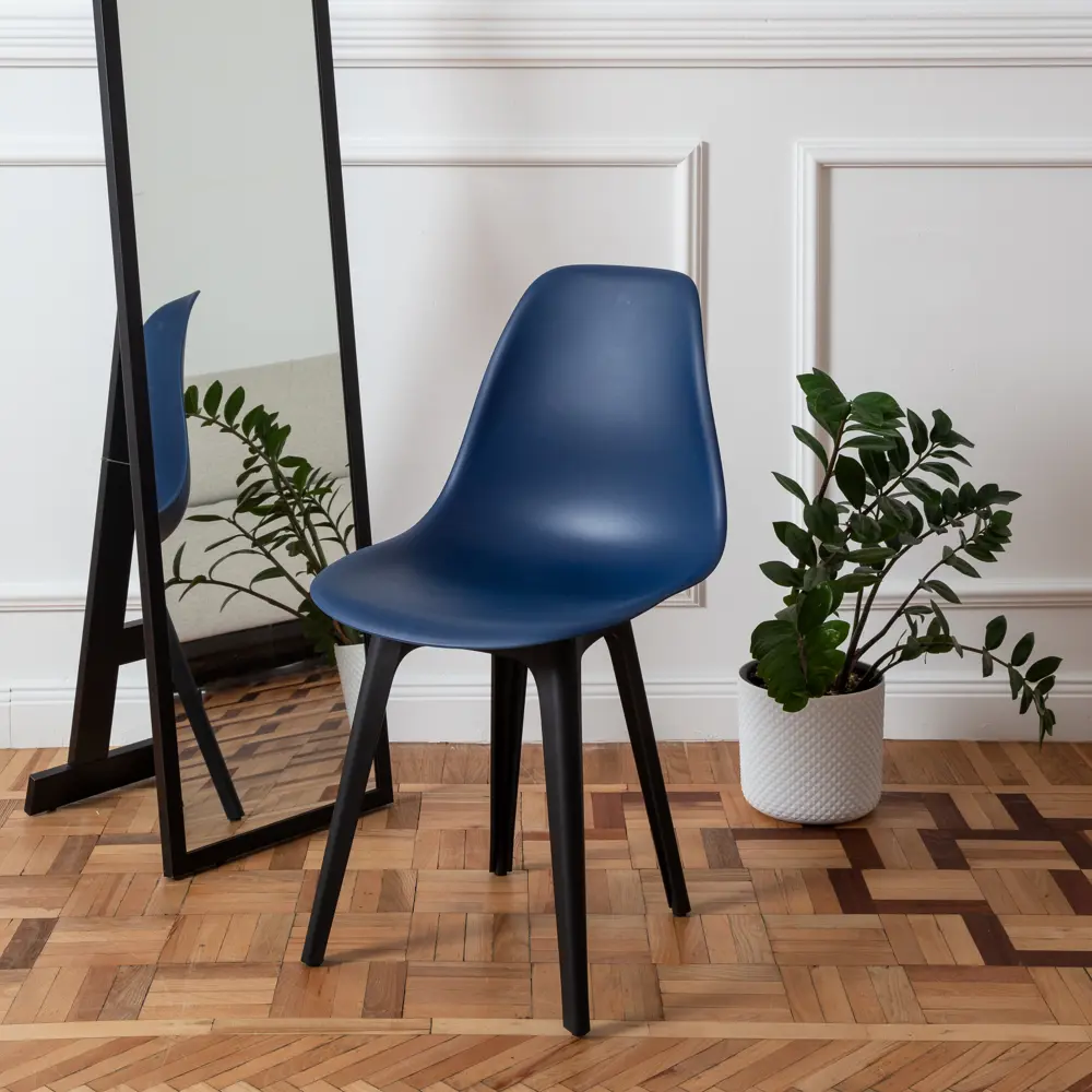 Фото 6 Комплект кухонных стульев 4 шт Derstuhl Plast 45x82x45 см полипропилен цвет темно-синий Фото 6 Комплект кухонных стульев 4 шт Derstuhl Plast 45x82x45 см полипропилен цвет темно-синий