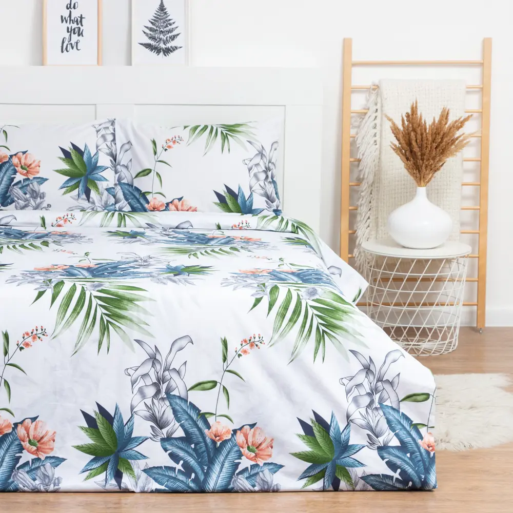 Фото Комплект постельного белья Lovelife Цветочный Мир поплин 1.5-спальный наволочка 50 x 70- 1 шт цвет белый