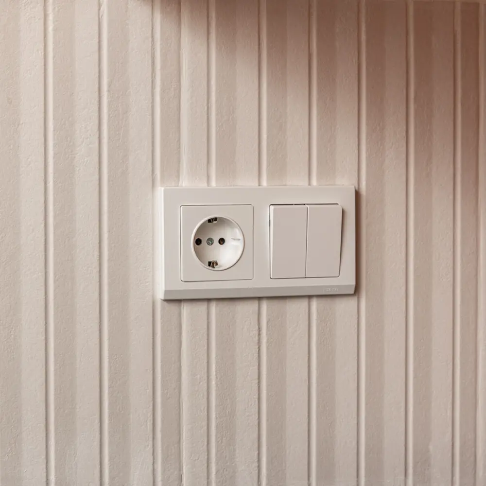 Фото 3 Рамка для розеток и выключателей Werkel Stark a050904 2 поста цвет белый Фото 3 Рамка для розеток и выключателей Werkel Stark a050904 2 поста цвет белый