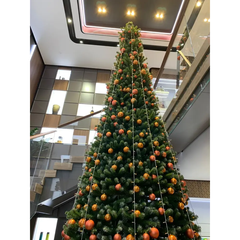 Фото 2 Ель новогодняя искусственная Crystal trees КСП6.5 Уральская уличная 650 см Фото 2 Ель новогодняя искусственная Crystal trees КСП6.5 Уральская уличная 650 см