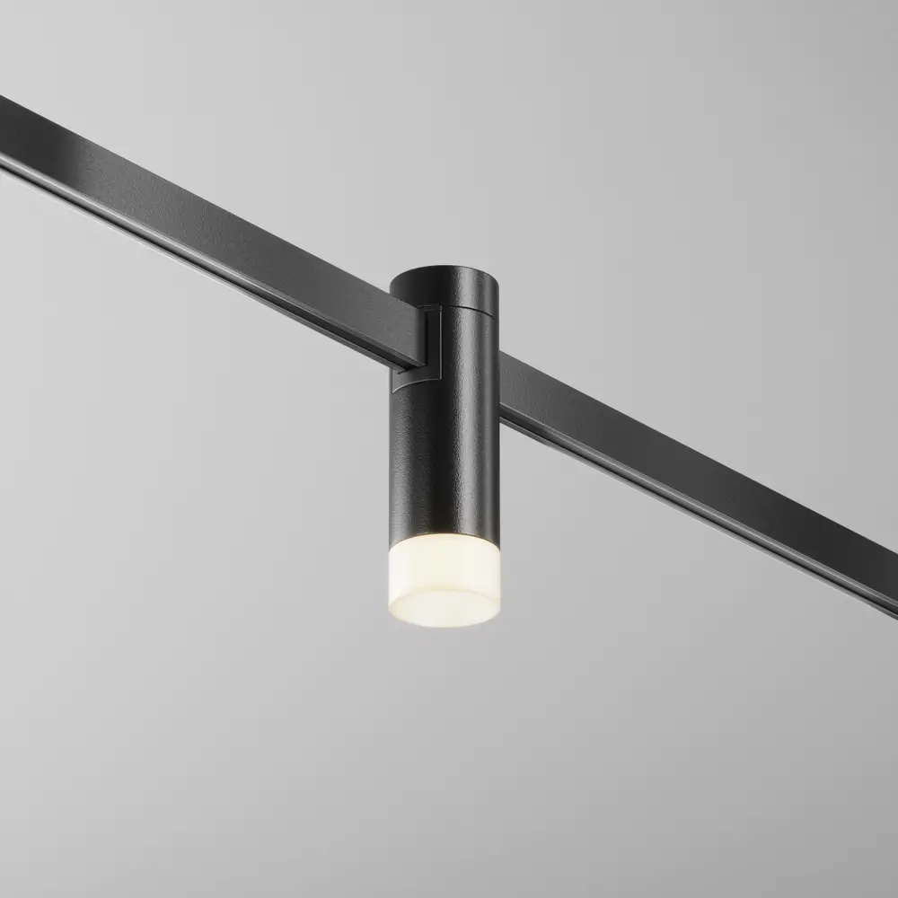 Фото 3 Трековый светильник спот светодиодный Maytoni Tr145-1-3w3k-w-b 3 Вт магнитный 2 м² цвет черный Фото 3 Трековый светильник спот светодиодный Maytoni Tr145-1-3w3k-w-b 3 Вт магнитный 2 м² цвет черный