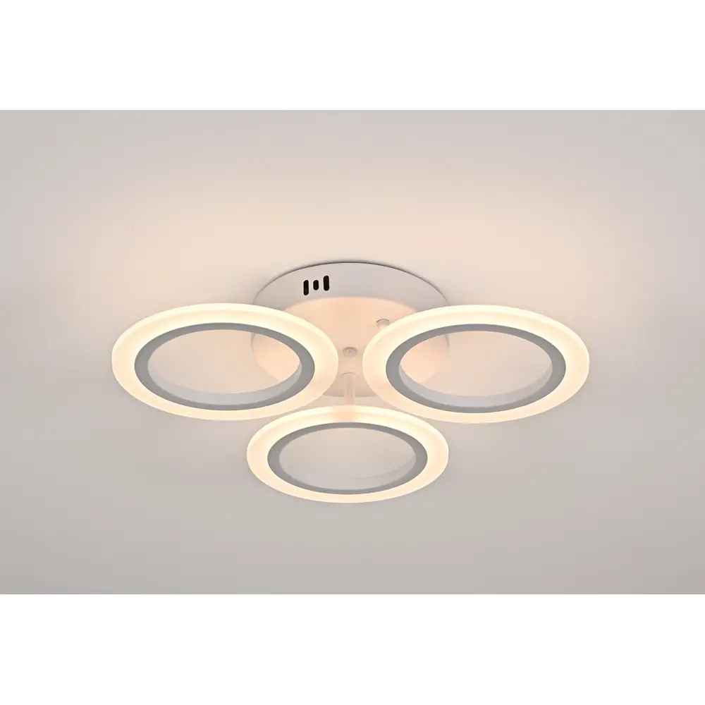 Фото 3 Люстра потолочная светодиодная Escada Corona 10211/3led white 12 м² регулируемый белый свет цвет белый Фото 3 Люстра потолочная светодиодная Escada Corona 10211/3led white 12 м² регулируемый белый свет цвет белый