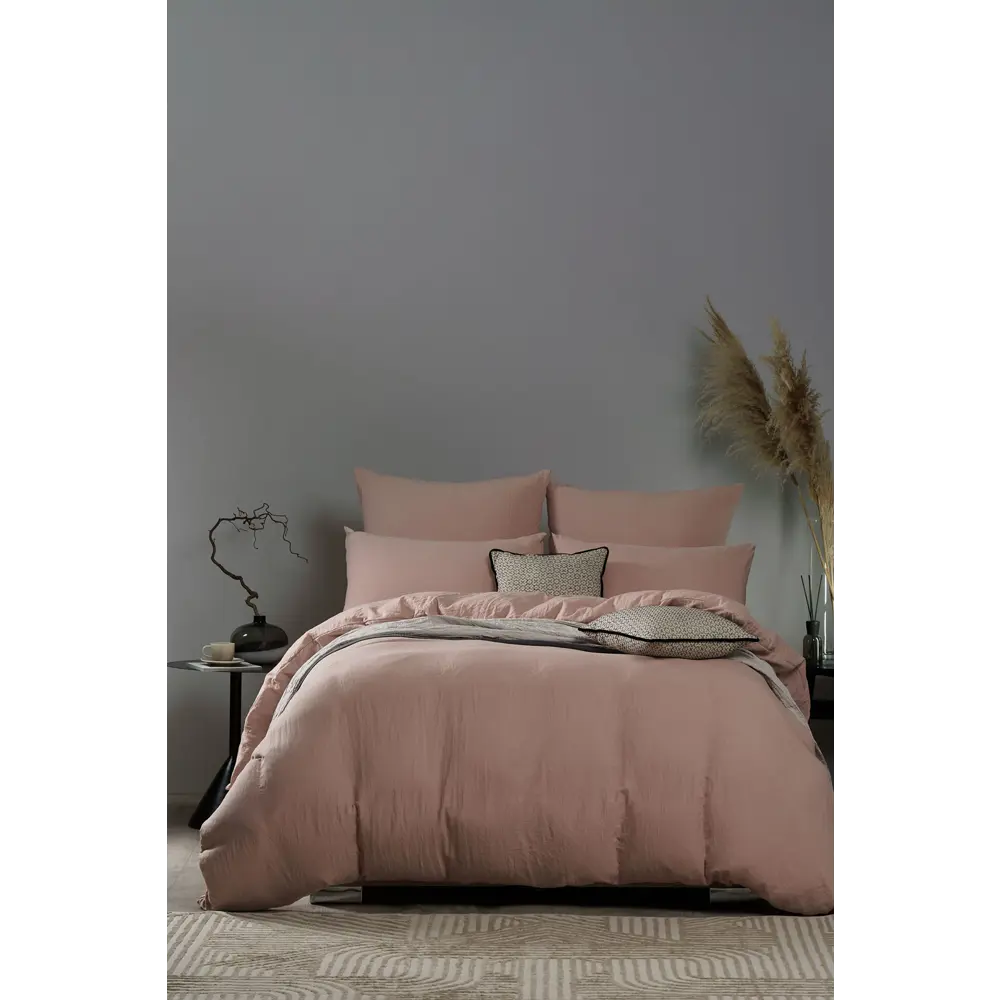 Фото 2 Простыня Sleep ix Юко 90x200 см сатин на резинке цвет розовый Фото 2 Простыня Sleep ix Юко 90x200 см сатин на резинке цвет розовый
