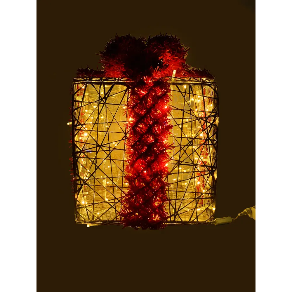 Фото 11 Электрическая светящиеся фигура Подарок 100 LED 50x50x50 см теплый белый свет Фото 11 Электрическая светящиеся фигура Подарок 100 LED 50x50x50 см теплый белый свет