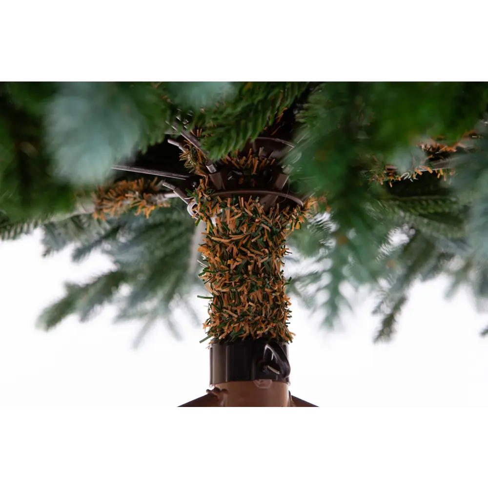 Фото 7 Ель новогодняя искусственная Crystal trees KP50250 Изумрудная эдит 250 см Фото 7 Ель новогодняя искусственная Crystal trees KP50250 Изумрудная эдит 250 см