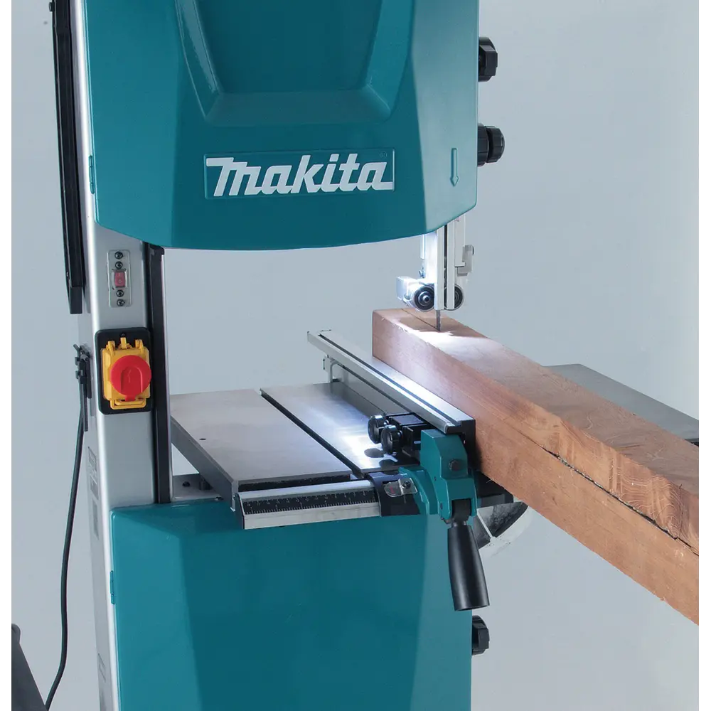 Фото Пила ленточная по дереву Makita LB1200F, 900 Вт Фото Пила ленточная по дереву Makita LB1200F, 900 Вт