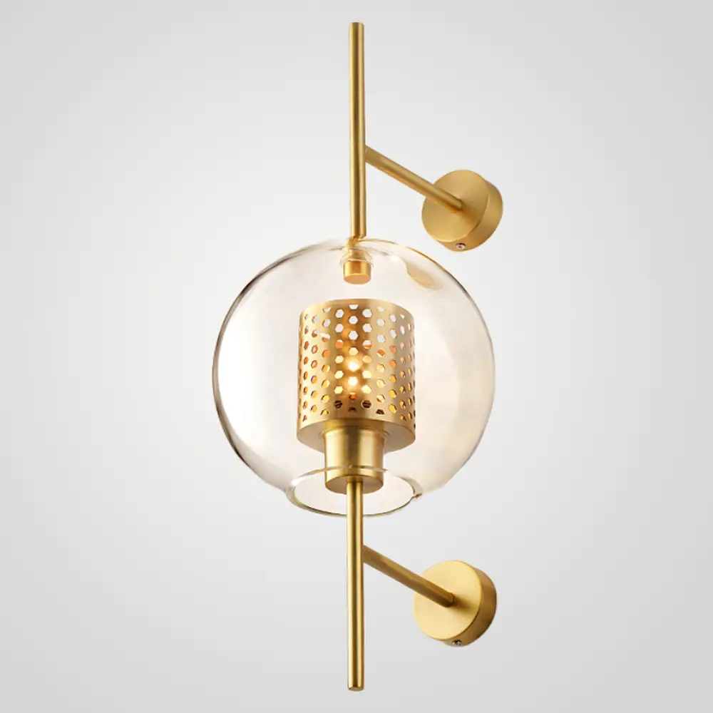 Фото 2 Настенный светильник Imperiumloft Catch wall ball d58 brass 189443-26 цвет коричневый Фото 2 Настенный светильник Imperiumloft Catch wall ball d58 brass 189443-26 цвет коричневый