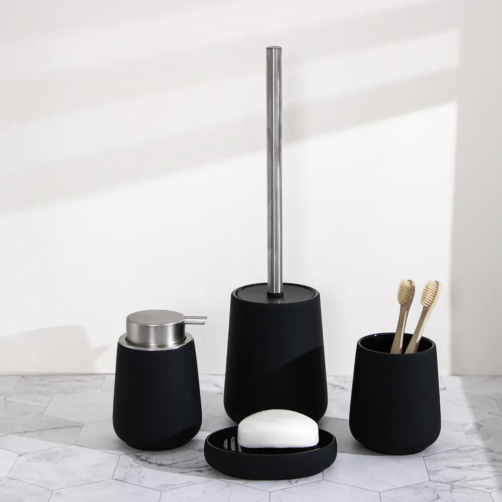 Фото 3 Мыльница Iddis Rich Black LMRBC00i42 керамика цвет черный Фото 3 Мыльница Iddis Rich Black LMRBC00i42 керамика цвет черный