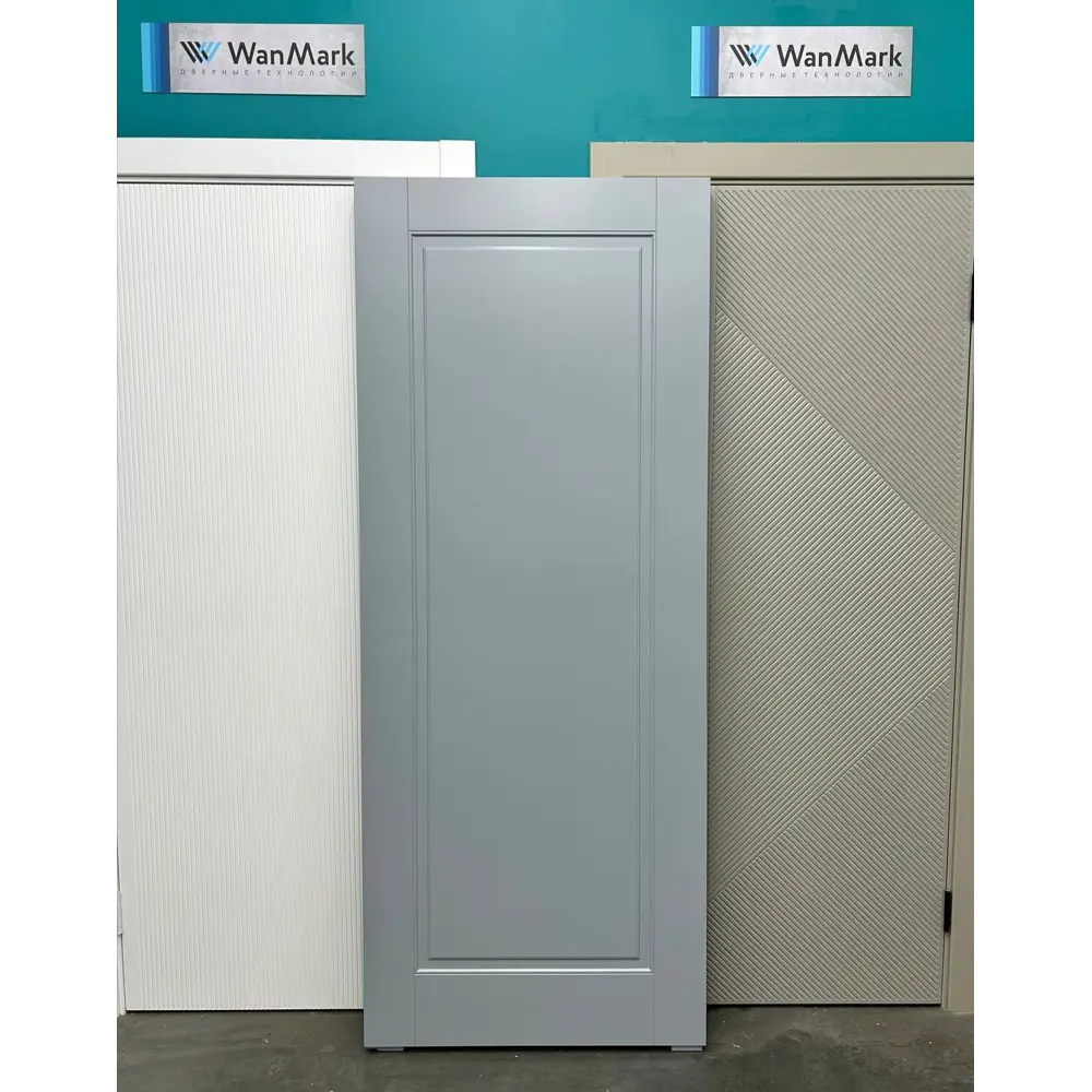 Фото 4 Комплект межкомнатной двери Wanmark Скай-1 глухая 200x70см цвет серый с коробкой и наличниками