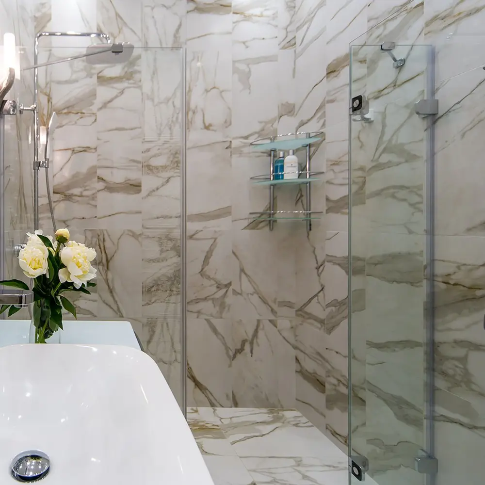 Фото 9 Комплект панелей ПВХ Lako decor Мрамор 300x300мм 1м² 11шт белый Фото 9 Комплект панелей ПВХ Lako decor Мрамор 300x300мм 1м² 11шт белый